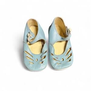 6-12 months Antique 1930s baby blue handmade leather sandals depression era